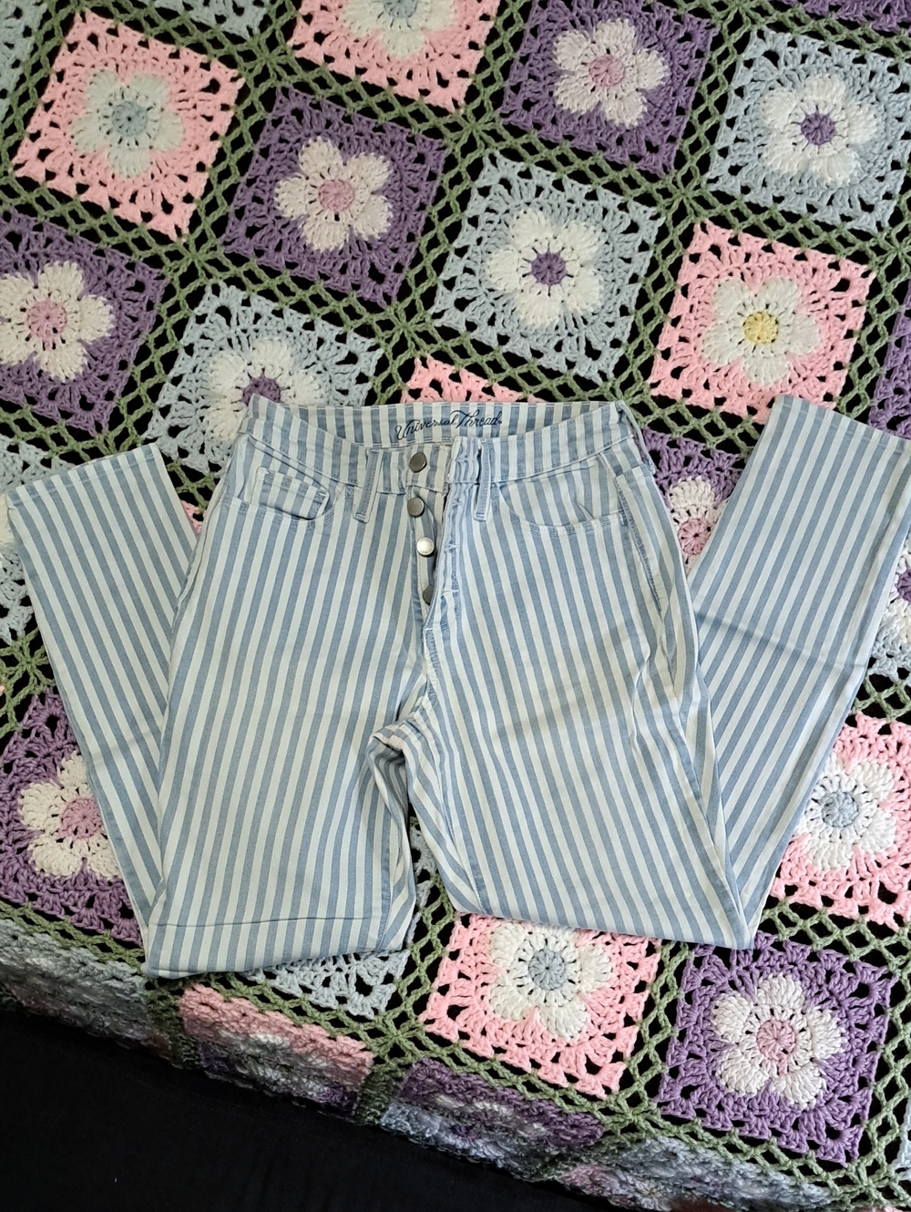 Universal Thread Blue & White Vertical Stripe Jeans - High Waist
